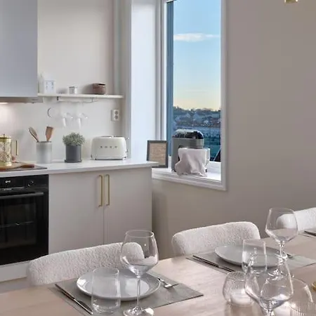 Apartment Exclusive In Idyllic Street